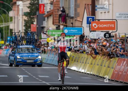 ©PHOTOPQR/LA MONTAGNE/Thierry LINDAUER ; ; 30/05/2021 ; cyclisme criterium du dauphine, VAN MOER BRENT, issoire du 30 Mai 2021, Foto thierry Lindauer der erste Schritt der 73. Ausgabe des Criterium du Dauphine Radrennen , 182km zwischen Issoire und Issoire am Mai 30 , 2021 . Stockfoto