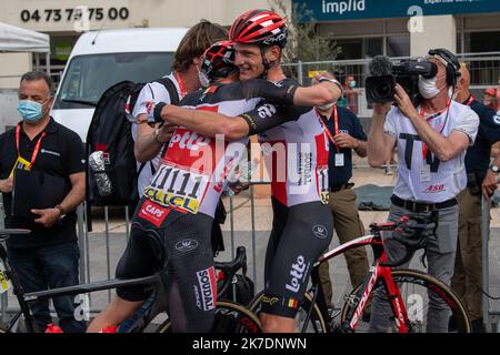 ©PHOTOPQR/LA MONTAGNE/Thierry LINDAUER ; ; 30/05/2021 ; cyclisme criterium du dauphine, VAN MOER BRENT, issoire du 30 Mai 2021, Foto thierry Lindauer der erste Schritt der 73. Ausgabe des Criterium du Dauphine Radrennen , 182km zwischen Issoire und Issoire am Mai 30 , 2021 . Stockfoto