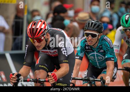 ©PHOTOPQR/LA MONTAGNE/Thierry LINDAUER ; ; 30/05/2021 ; cyclisme criterium du dauphine, VAN MOER BRENT, issoire du 30 Mai 2021, Foto thierry Lindauer der erste Schritt der 73. Ausgabe des Criterium du Dauphine Radrennen , 182km zwischen Issoire und Issoire am Mai 30 , 2021 . Stockfoto