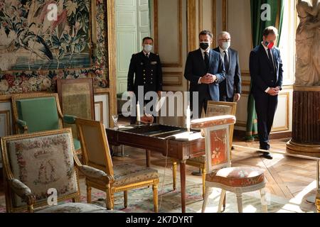 @ Pool/ Eric TSCHAEN/Maxppp, Frankreich, Paris, 2021/06/10 Emmanuel Macron, Präsident der republik, lors de l'inauguration de l'Hotel de la Marine - Paris, Frankreich, juni 10. 2021 Emmanuel Macron weiht das Hôtel de la Marine ein, Eine neue Touristenattraktion in Paris das Hôtel de la Marine in Paris wurde am Donnerstag von Emmanuel Macron eingeweiht. Dieser historische Ort wurde restauriert und wird nun ein Restaurant, ein Café, eine Buchhandlung und 6.000 m2 Co-Working-Räume beherbergen. Stockfoto