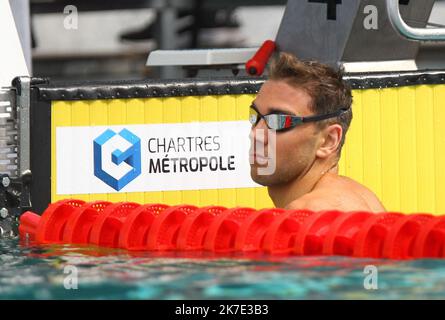 ©PHOTOPQR/LE COURRIER PICARD/HASLIN ; Chartres ; 18/06/2021 ; 18/06/21 Championnats de France de natation Grand Bassin à Chartres Mewen Tomac (Amiens) 50m dos Serie Foto Fred HASLIN - 2021/06/18. Französische Schwimmmeisterschaften Stockfoto