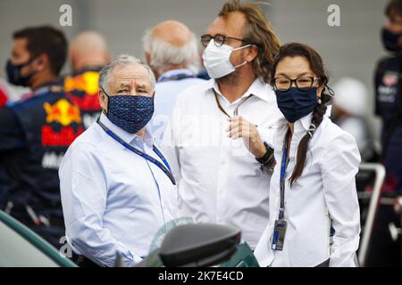 Jean Todt (FRA, FIA-Präsident) mit seiner Frau Michelle Yeoh, F1 Grand Prix of France auf dem Circuit Paul Ricard am 20. Juni 2021 in Le Castellet, Frankreich. (Foto von HOCH ZWEI) Stockfoto