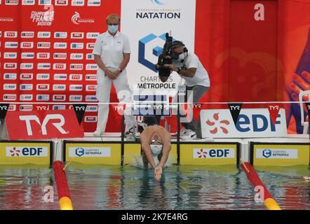 ©PHOTOPQR/LE COURRIER PICARD/HASLIN ; Chartres ; 16/06/2021 ; 16/06/21 Championnat de France de natation Grand Bassin à Chartres Mewen Tomac series du 100m dos Photo Fred HASLIN - French Swimming Championship Stockfoto