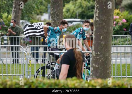 ©PHOTOPQR/OUEST FRANCE/Eddy LEMAISTRE ; BREST ; 24/06/2021 ; Tour de France 2021 - Grand départ Bretagne - Présentation des équipes au Parc de la Chaîne - - Tour de France 2021 - toller Start in der Bretagne - Teampräsentation im Parc de la Chaîne - Stockfoto