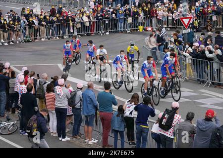 ©PHOTOPQR/OUEST FRANCE/Eddy LEMAISTRE ; BREST ; 24/06/2021 ; Tour de France 2021 - Grand départ Bretagne - Présentation des équipes au Parc de la Chaîne - - Tour de France 2021 - toller Start in der Bretagne - Teampräsentation im Parc de la Chaîne - Stockfoto