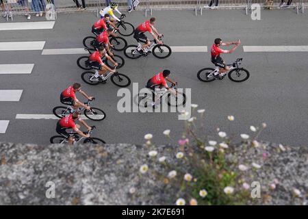 ©PHOTOPQR/OUEST FRANCE/Eddy LEMAISTRE ; BREST ; 24/06/2021 ; Tour de France 2021 - Grand départ Bretagne - Présentation des équipes au Parc de la Chaîne - - Tour de France 2021 - toller Start in der Bretagne - Teampräsentation im Parc de la Chaîne - Stockfoto