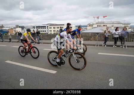 ©PHOTOPQR/OUEST FRANCE/Eddy LEMAISTRE ; BREST ; 24/06/2021 ; Tour de France 2021 - Grand départ Bretagne - Présentation des équipes au Parc de la Chaîne - - Tour de France 2021 - toller Start in der Bretagne - Teampräsentation im Parc de la Chaîne - Stockfoto