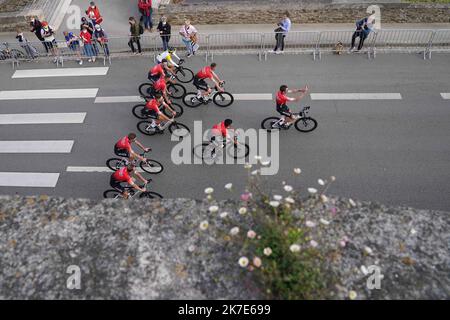 ©PHOTOPQR/OUEST FRANCE/Eddy LEMAISTRE ; BREST ; 24/06/2021 ; Tour de France 2021 - Grand départ Bretagne - Présentation des équipes au Parc de la Chaîne - - Tour de France 2021 - toller Start in der Bretagne - Teampräsentation im Parc de la Chaîne - Stockfoto