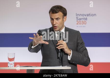 ©Sebastien Muylaert/MAXPPP - der französische Präsident Emmanuel Macron hält eine Rede während der Eröffnung des Treffens des französischen Strategischen Rates für die Gesundheitsindustrie (CSIS) im Elysée-Palast in Paris, Frankreich. 29.06.2021 Stockfoto