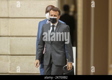 ©Sebastien Muylaert/MAXPPP - der französische Präsident Emmanuel Macron hält eine Rede während der Eröffnung des Treffens des französischen Strategischen Rates für die Gesundheitsindustrie (CSIS) im Elysée-Palast in Paris, Frankreich. 29.06.2021 Stockfoto