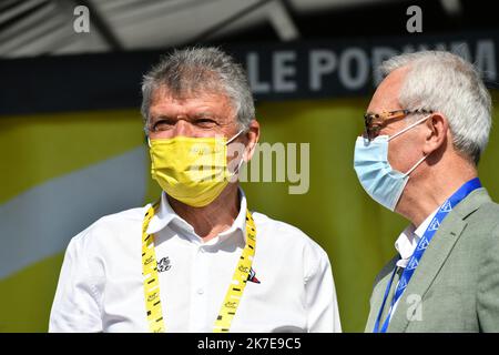 ©PHOTOPQR/JOURNAL SAONE et LOIRE/Ketty BEYONDAS ; ; 02/07/2021 ; Tour de France 2021, étape Vierzon - Le Creusot. 7E étape. Bernard Thévenet - Radrennen der Tour de France 2021 am 2. 2021. juli Stockfoto