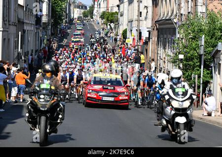 ©PHOTOPQR/JOURNAL SAONE et LOIRE/Ketty BEYONDAS ; ; 02/07/2021 ; Tour de France 2021, étape Vierzon - Le Creusot. 7E étape. Départ fictif - Radrennen der Tour de France 2021 am 2. 2021. juli Stockfoto