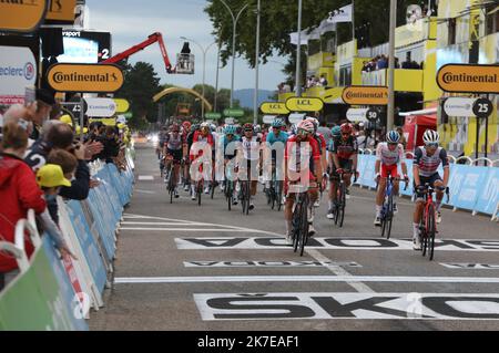 ©PHOTOPQR/LE DAUPHINE/Stéphane MARC ; Valence ; 06/07/2021 ; Stéphane Marc / Le Dauphine Libéré / Photopqr Valence/Drôme le 06/07/2021 Arrivée de la 10 à étape du Tour de France 2021 Valence. - Tour de France Radfahren 2021 Etappe 10 juli 6 2021 Stockfoto