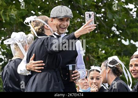 ©PHOTOPQR/OUEST FRANKREICH/Thierry Creux ; Lorient ; 08/08/2021 ; Lorient . Morbihan . FIL. festival interceltique . Selfie . Inter-Celtic Festival of Lorient am 8. August 2021 Stockfoto