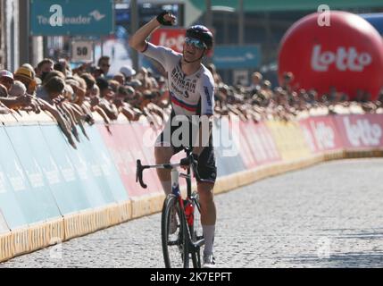 ©Laurent Lairys/MAXPPP - Matej Mohoric aus Barhain - siegreich bei der Benelux Tour 2021, Etappe 7, Namur - Geraardsbergen, Grammont (180,9 km) am 5. September 2021 in Geraardsbergen, Grammont, Belgien - Foto Laurent Lairys / MAXPPP Stockfoto