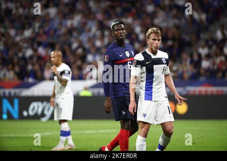 ©PHOTOPQR/LE PARISIEN/Arnaud Journois ; DECINES ; FUSSBALL , SPIEL DE QUALIFIKATION POUR LA Coupe DU MONDE FIFA QATAR 2022 , 07/09/2021 , LYON , GROUPAMA STADIUM / FRANKREICH - FINLANDE / Paul Pogba Qualifikations-Fußballspiel zwischen Frankreich und Finnland in Decines-Charpieu in der Nähe von Lyon, Zentralfrankreich am 7. September 2021. Stockfoto