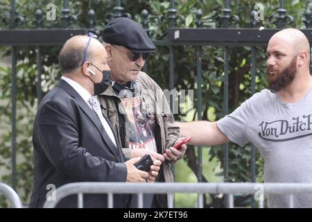 ©Sebastien Muylaert/MAXPPP - der französische Humorist Jean-Marie Bigard kommt zur Beerdigung des verstorbenen französischen Schauspielers Jean-Paul Belmondo in der Kirche Saint-Germain-des-Pres in Paris, Frankreich. Belmondo starb am 06. September 2021 im Alter von 88 Jahren. 10.09.2021 Stockfoto