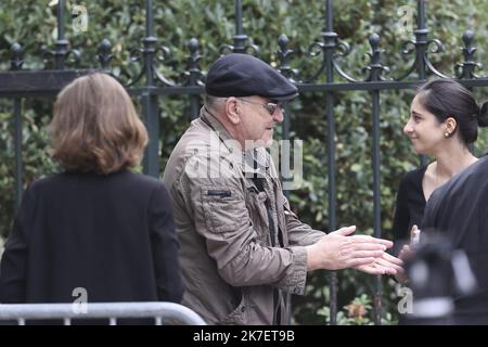 ©Sebastien Muylaert/MAXPPP - der französische Humorist Jean-Marie Bigard kommt zur Beerdigung des verstorbenen französischen Schauspielers Jean-Paul Belmondo in der Kirche Saint-Germain-des-Pres in Paris, Frankreich. Belmondo starb am 06. September 2021 im Alter von 88 Jahren. 10.09.2021 Stockfoto