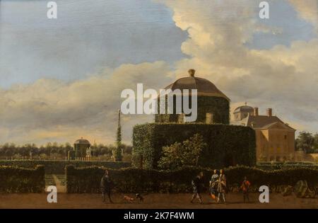 ©Active Museu/MAXPPP - ActiveMuseum 0000518.jpg / Le Huis ten Bosch de La Haye et son jardin - Jan van der Heyden (1668) - 1668 - / Jan van der Heyden / Peinture Active Museum / Le Pictorium Blauer Himmel, Wolken, wolkiger Himmel, freistehendes Haus, Hund, Garten, Hecke, Horizontal, Haus, Dach, Himmel , Statue , Holz , Europa , Huis ten Bosch , Niederlande ( die ) , Den Haag , Westeuropa , 17. Jahrhundert , Jan van der Heyden , Malerei , Stockfoto