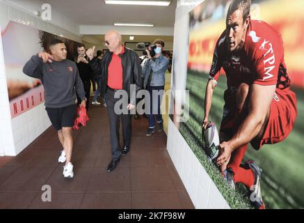 ©PHOTOPQR/NICE MATIN/Luc Boutria ; ; 15/10/2021 ; TOULON RUGBY RCT Conference et presentation du joueur CHESLIN COLBE - RUGBY RCT Conference and presentation of Player Cheslin Colbe. Stockfoto