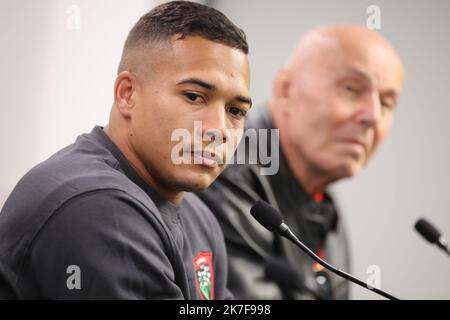 ©PHOTOPQR/NICE MATIN/Luc Boutria ; ; 15/10/2021 ; TOULON RUGBY RCT Conference et presentation du joueur CHESLIN COLBE - RUGBY RCT Conference and presentation of Player Cheslin Colbe. Stockfoto