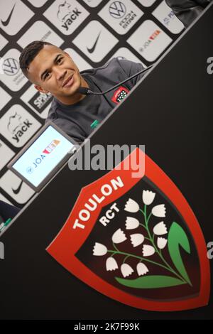 ©PHOTOPQR/NICE MATIN/Luc Boutria ; ; 15/10/2021 ; TOULON RUGBY RCT Conference et presentation du joueur CHESLIN COLBE - RUGBY RCT Conference and presentation of Player Cheslin Colbe. Stockfoto