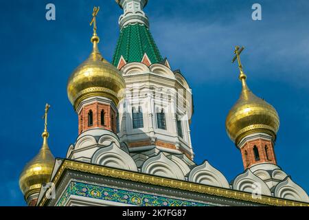 Russische orthodoxe St. Nikolaus Kirche in Wien am sonnigen Morgen, Österreich Stockfoto