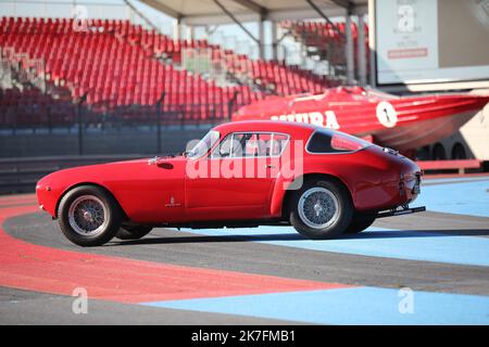 ©PHOTOPQR/NICE MATIN/Luc Boutria ; ; 19/11/2021 ; AU CIRCUIT DU CASTELLET LA VENTE DE VOITURE DE LUXE DE CHEIZ SOTHEBYS Le Castellet, Frankreich Nov 19. 2021. Circuit du Castellet : Oldtimer-Auktion organisiert von SOTHEBY'S. Stockfoto