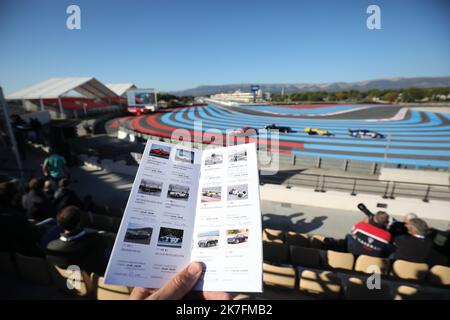 ©PHOTOPQR/NICE MATIN/Luc Boutria ; ; 19/11/2021 ; AU CIRCUIT DU CASTELLET LA VENTE DE VOITURE DE LUXE DE CHEIZ SOTHEBYS Le Castellet, Frankreich Nov 19. 2021. Circuit du Castellet : Oldtimer-Auktion organisiert von SOTHEBY'S. Stockfoto