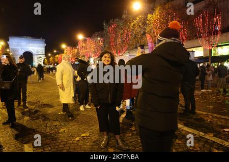 ©PHOTOPQR/LE PARISIEN/Olivier Lejeune ; Paris 21/11/2021 ILLUMINATIONS DE NOEL DES CHAMPS ELYSEE Xmas Illuminations of the Champs Elysee in Paris , Frankreich , on nov 21. 2021 Stockfoto