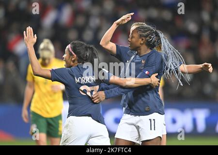 ©PHOTOPQR/OUEST FRANCE/Vincent Michel / Ouest-France ; Guingamp ; 30/11/2021 ; Fußball Féminin - FRANKREICH / PAYS de GALLES - Qualifications pour le Mondial 2023 - 30.11.2021 - Guingamp 1er but français par Kadiatou Diani / Frankreich Foto Vincent Michel / Ouest-France Stockfoto