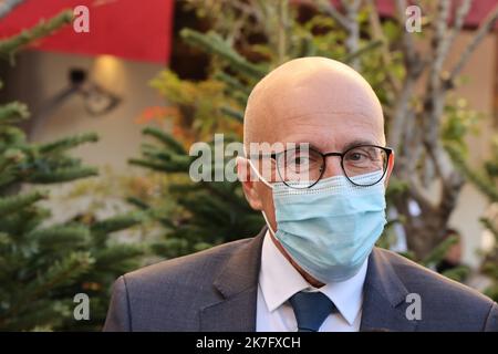 ©Francois Glories/MAXPPP - die Kandidatin von Les Républicains Valérie Pécresse beim Mittagessen in Nizza im Restaurant 'la petite Maison' mit Éric Ciotti (besiegte Kandidatin in der zweiten Runde der republikanischen Vorwahlen). Frankreich Nizza. Dezember 06 2021. Stockfoto