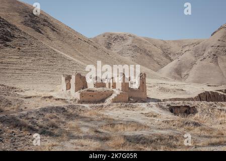 ©Adrien Vautier / Le Pictorium/MAXPPP - Adrien Vautier / Le Pictorium - 6/9/2021 - Afghanistan - Ruine de la guerre dans le nord de L'Afghanistan , non loin de Mazar-e Charif. / 6/9/2021 - Afghanistan - Ruin des Krieges im Norden Afghanistans, nicht weit von Mazar-e Sharif. Stockfoto