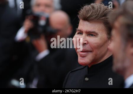 ©Pierre Teyssot/MAXPPP ; 19FILE BILD - Cannes Film Festival 2018 - Ausgabe 71. - Tag 8 - Mai 15 in Cannes, am 15. Mai 2018; Vorführung von „Solo: A Star Wars Story; Grichka Bogdanoff ist am 28.. Dezember 201 im Alter von 72 Jahren in Paris gestorben, wahrscheinlich an Covid-19. Auf dem roten Teppich, posiert für die Fotografin Grichka Bogdanoff. â© Pierre Teyssot/Maxppp Stockfoto