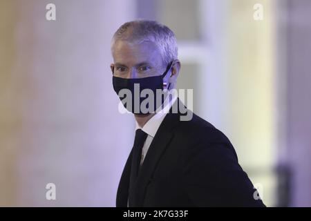 ©Sebastien Muylaert/MAXPPP - der französische Außenhandelsminister Franck Riester kommt zu einem Treffen mit Mitgliedern der Europäischen kommission und dem französischen Präsidenten im Elysee-Palast, als Frankreich am 1. Januar 2022 die rotierende EU-Präsidentschaft übernahm. Paris, 06.01.2022 Stockfoto