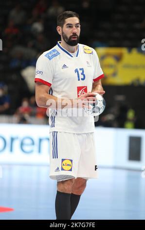 ©Laurent Lairys/MAXPPP - Nikola Karabatic aus Frankreich während der EHF Euro 2022, Halbfinalspiel zwischen Frankreich und Schweden am 28. Januar 2022 in der Budapest Multifunctional Arena in Budapest, Ungarn - Foto Laurent Lairys / MAXPPP Stockfoto