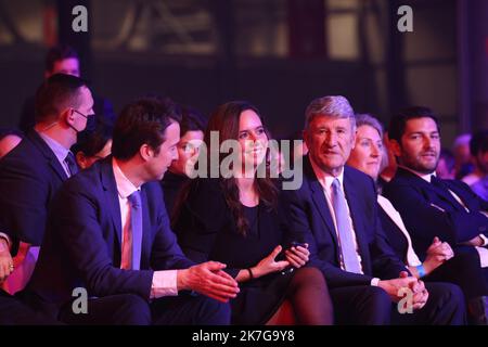 ©PHOTOPQR/LE PARISIEN/LP / Arnaud Journois ; LILLE ; 05/02/2022 ; ELECTION PRESIDENTIELLE 2022 , MEETING DE CAMPAGNE DU CANDIDAT ERIC ZEMMOUR A LILLE GRAND PALAIS - französischer Kandidat für die französischen Wahlen Eric Zemmour. Stockfoto