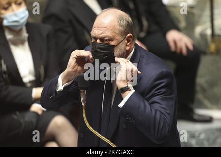 ©Sebastien Muylaert/MAXPPP - Paris 08/02/2022 Eric Dupond Moretti depute de la Justice lors des questions au gouvernement dans l'hemicycle de l'Assemblee Nationale. Paris, 08.02.2022 - Französische Regierung Frankreich, Paris Assemblée Nationale 8. Feb 2022 Stockfoto