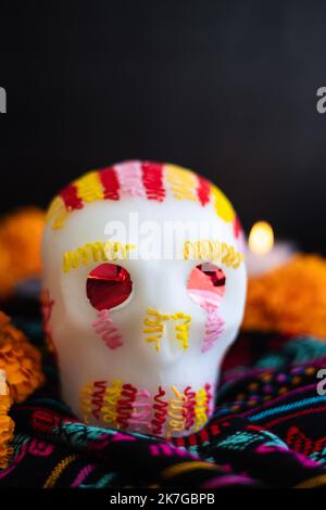 Mexikanischer Zuckerschädel traditionell für den Tag der Toten in Mexiko Stockfoto