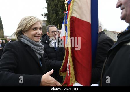 ©PHOTOPQR/OUEST FRANKREICH/Franck Dubray ; Mouilleron en Pareds ; ; Déplacement en Vendée de Valérie Pécresse candidate Les républicains LR à l' élection présidentielle où elle a déposé une gerbe sur la tombe du Maréchal de Lattre et visité le musée Clemenceau à Mouilleron en Pareds?(Photo Franck Dubray?) - Valérie Pécresse bei den Präsidentschaftswahlen in die Vendée der LR Republikaner Stockfoto