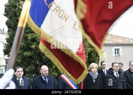 ©PHOTOPQR/OUEST FRANKREICH/Franck Dubray ; Mouilleron en Pareds ; ; Déplacement en Vendée de Valérie Pécresse candidate Les républicains LR à l' élection présidentielle où elle a déposé une gerbe sur la tombe du Maréchal de Lattre et visité le musée Clemenceau à Mouilleron en Pareds?(Photo Franck Dubray?) - Valérie Pécresse bei den Präsidentschaftswahlen in die Vendée der LR Republikaner Stockfoto