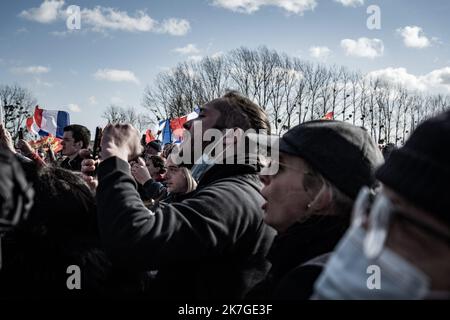 ©Nicolas Cleuet / Le Pictorium/MAXPPP - Mont Saint Michel 19/02/2022 Nicolas Cleuet / Le Pictorium - 19/2/2022 - Frankreich / Normandie / Mont Saint Michel - Meeting d'Eric Zemmour au Mt St Michel, Presidentielle 2022, 19 02 2022. / 19/2/2022 - Frankreich / Normandie / Saint Michael's Mont - Eric Zemmour trifft sich am Mt St. Michel, Presidentielle 2022, 19 02 2022. Stockfoto