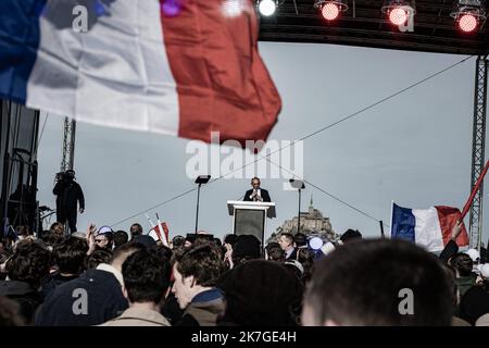 ©Nicolas Cleuet / Le Pictorium/MAXPPP - Mont Saint Michel 19/02/2022 Nicolas Cleuet / Le Pictorium - 19/2/2022 - Frankreich / Normandie / Mont Saint Michel - Meeting d'Eric Zemmour au Mt St Michel, Presidentielle 2022, 19 02 2022. / 19/2/2022 - Frankreich / Normandie / Saint Michael's Mont - Eric Zemmour trifft sich am Mt St. Michel, Presidentielle 2022, 19 02 2022. Stockfoto