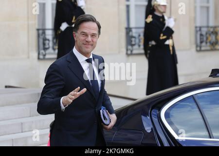 ©Sebastien Muylaert/MAXPPP - Paris 09/03/2022 der niederländische Premierminister Mark Rutte nach einem Arbeitsessen mit dem französischen Präsidenten über die russische Invasion in der Ukraine im Elysée-Palast in Paris. 09.03.2022 Stockfoto