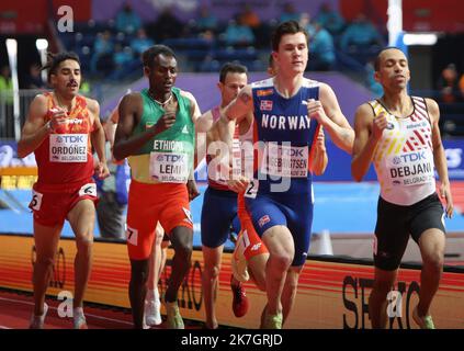 ©Laurent Lairys/MAXPPP - Saœl ORDî„EZ aus Spanien , Teddese LEMI aus Äthiopien , Jakob INGEBRIGTSEN aus Norwegen und Ismael DEBJANI aus Belgien heizen 1500 M Männer während der Leichtathletik-Hallenweltmeisterschaften 2022 am 18. März 2022 in der stark Arena in Belgrad, Serbien - Foto Laurent Lairys / Stockfoto