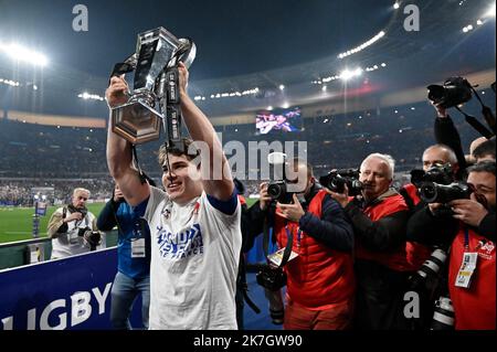 ©Julien Mattia / Le Pictorium/MAXPPP - Paris 20/03/2022 Julien Mattia / Le Pictorium - 20/3/2022 - Frankreich / Ile-de-France / Paris - Victoire du XV de France Face a l'Angleterre qui remporte le Grand Chelem 2022 au terme du tournois des 6 Nations, au Stade de de France, le 19 Mars 2022. / 20/3/2022 - Frankreich / Ile-de-France (Region) / Paris - Sieg des XV von Frankreich gegen England, das am 19. 2022. März den Grand Slam 2022 am Ende des Nations-Turniers 6 im Stade de France gewinnt. Stockfoto