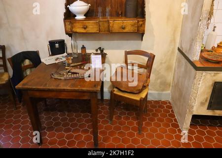 ©Sylvestre/MAXPPP - aubagne France 31/03/2022 ; SYLVESTRE / MAXPPP aubagne. maison de marcel pagnol, la Cuisine - die kleine Welt von Marcel Pagnol im Aubagne Museum Frankreich, 31. März 2022 Stockfoto