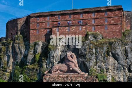 ©PHOTOPQR/L'EST REPUBLICAIN/Michael DESPREZ ; Belfort ; 04/04/2022 ; Belfort 04-04-2022. La Citadelle et le Lion de Belfort, Monument, Photo d'Illustration, illuest. Foto Michaël Desprez - der Löwe von Belfort, in Belfort, Frankreich, ist eine monumentale Skulptur von Frédéric Auguste Bartholdi, dem Bildhauer der Freiheitsstatue 4. April 2022 Stockfoto