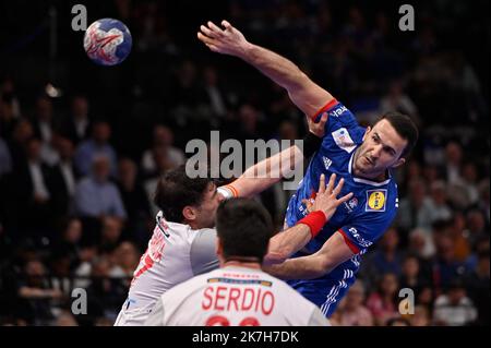 ©Julien Mattia / Le Pictorium/MAXPPP - Paris 14/04/2022 Julien Mattia / Le Pictorium - 14/04/2022 - Frankreich / Ile-de-France / Paris - L'Equipe de France de Handball affronte en match amical la Selection Espagnole, a l'Accord Hotel Arena, a Paris le 14 Avril 2022. / 14/04/2022 - Frankreich / Ile-de-France (Region) / Paris - das französische Handball-Team wird am 14. 2022. April in der Accord Hotel Arena in Paris ein Freundschaftsspiel gegen die spanische Auswahl spielen. Stockfoto