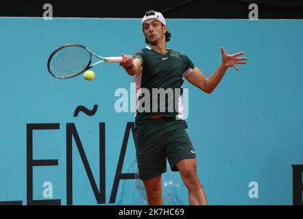 ©Laurent Lairys/MAXPPP - Lorenzo Musetti aus Italien während des Mutua Madrid Open 2022 Tennisturniers am 4. Mai 2022 im Caja Magica Stadion in Madrid, Spanien - Foto Laurent Lairys / Stockfoto